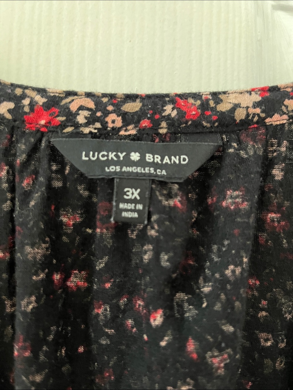 Lucky Brand Black V-Neck Tunic with Red, Pink, and Cream Floral Print - Picture 3 of 9